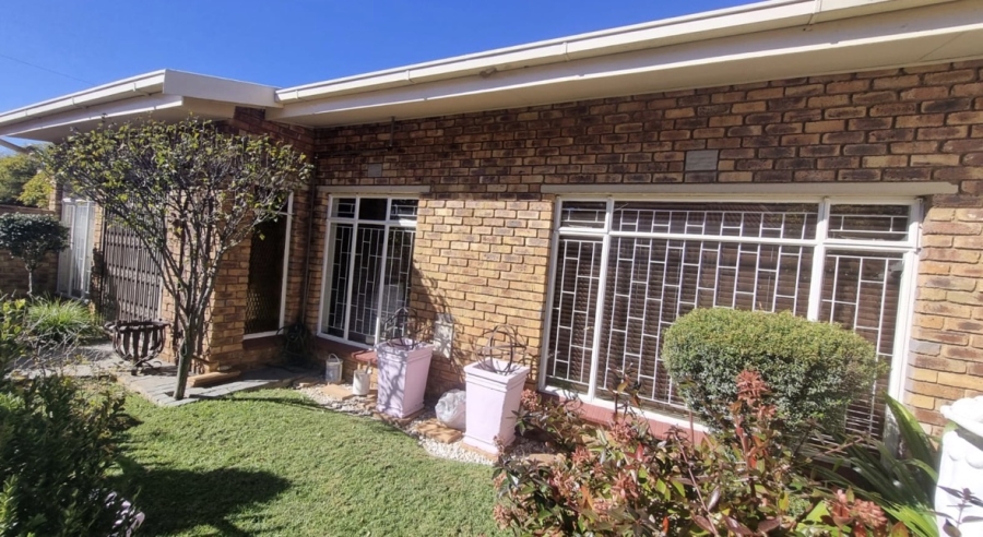 2 Bedroom Property for Sale in Sasolburg Ext 11 Free State